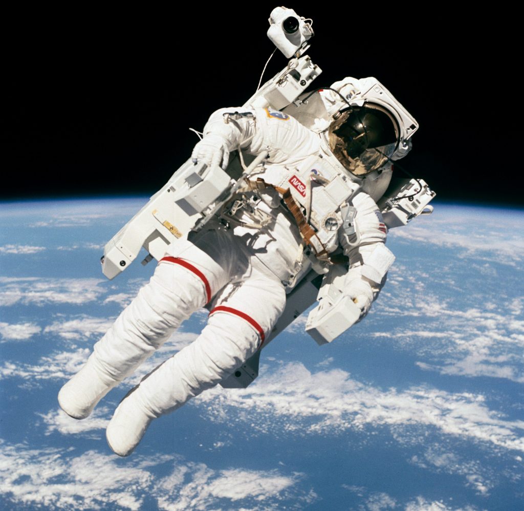 bruce mccandless untethered astronaut floats